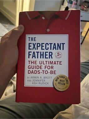 The Expectant Father - The Ultimate Guide for Dads-to-Be (Red Cover)